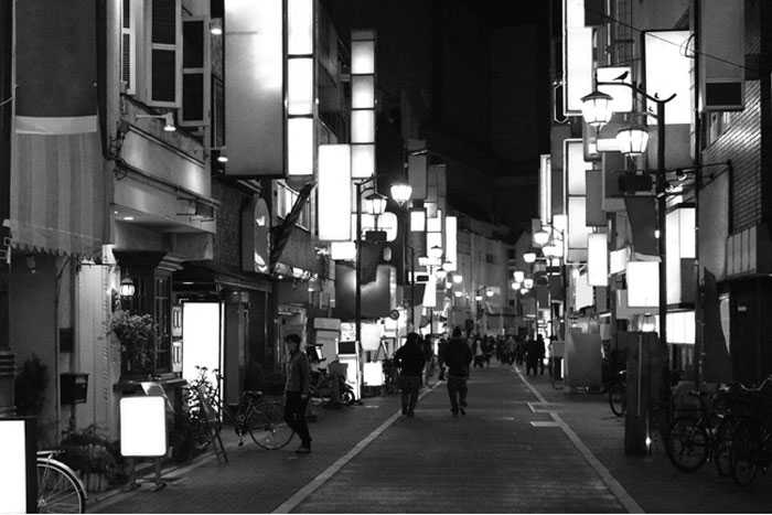 Thử tưởng tượng các khu phố tại Nhật Bản nếu thiếu những biển quảng cáo đầy phong cách và màu sắc sẽ như thế nào?