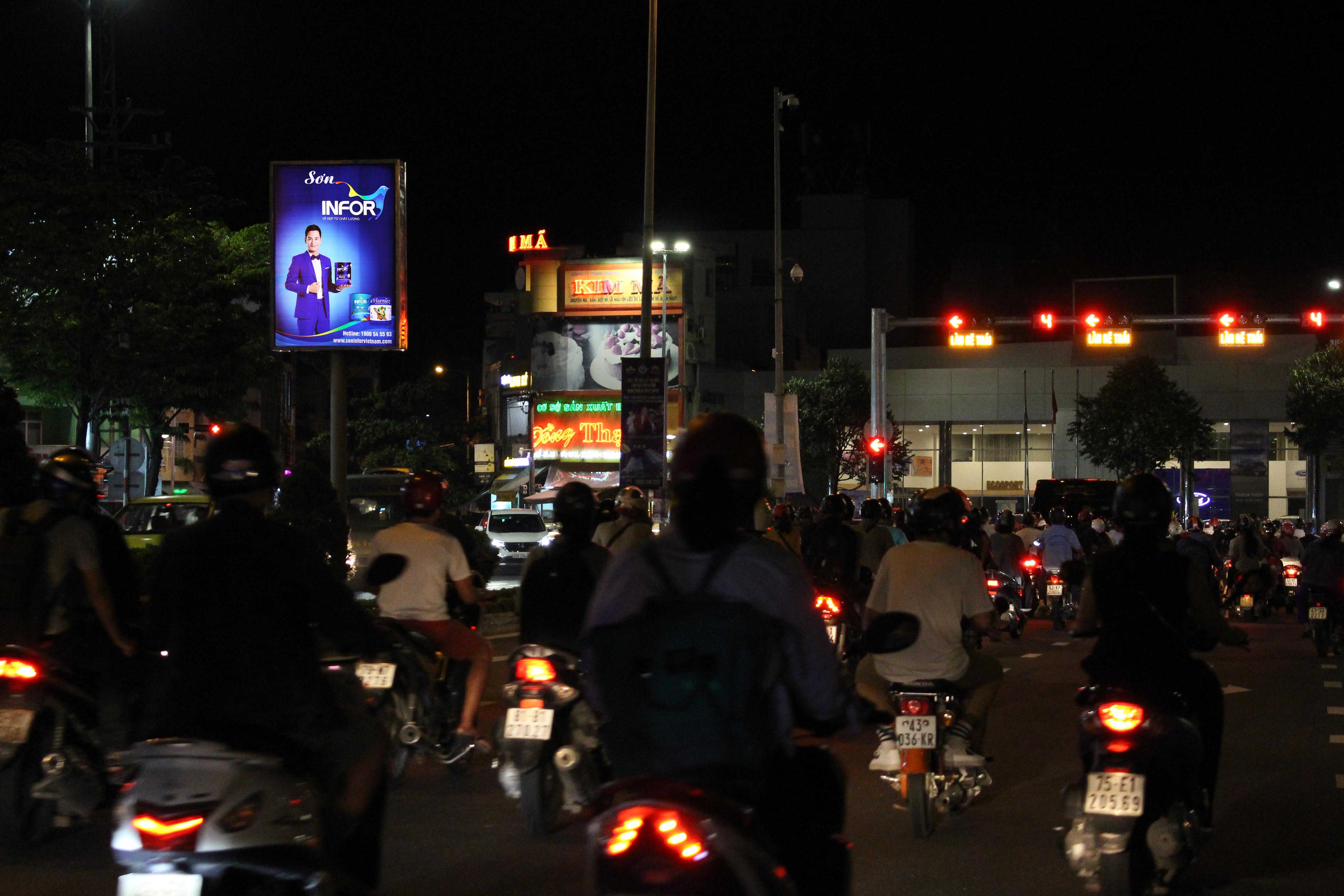 Quảng cáo đường Nguyễn Tri Phương - VT1 đến VT8
