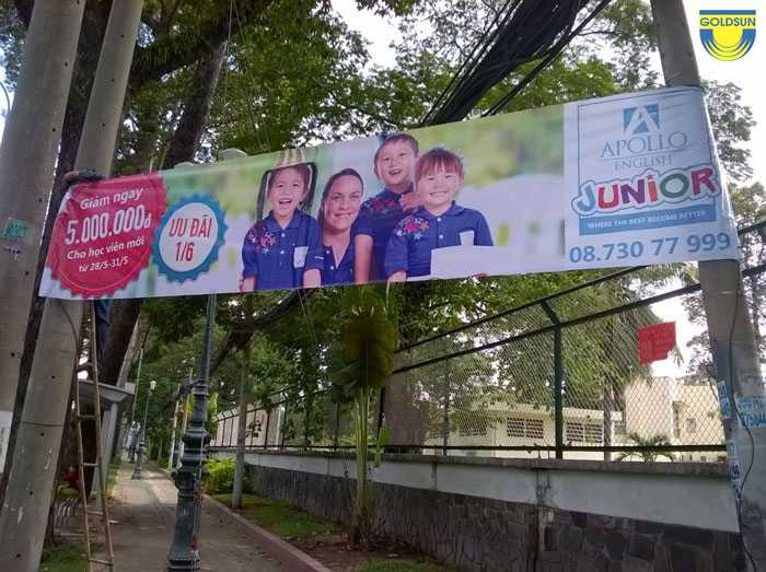 Quảng cáo banner ngoài trời