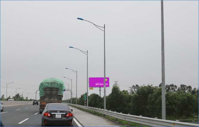 Quảng cáo Km11 +150 (P) cao tốc Hà Nội – Hải Phòng (CT5B), H.Văn Giang, Hưng Yên