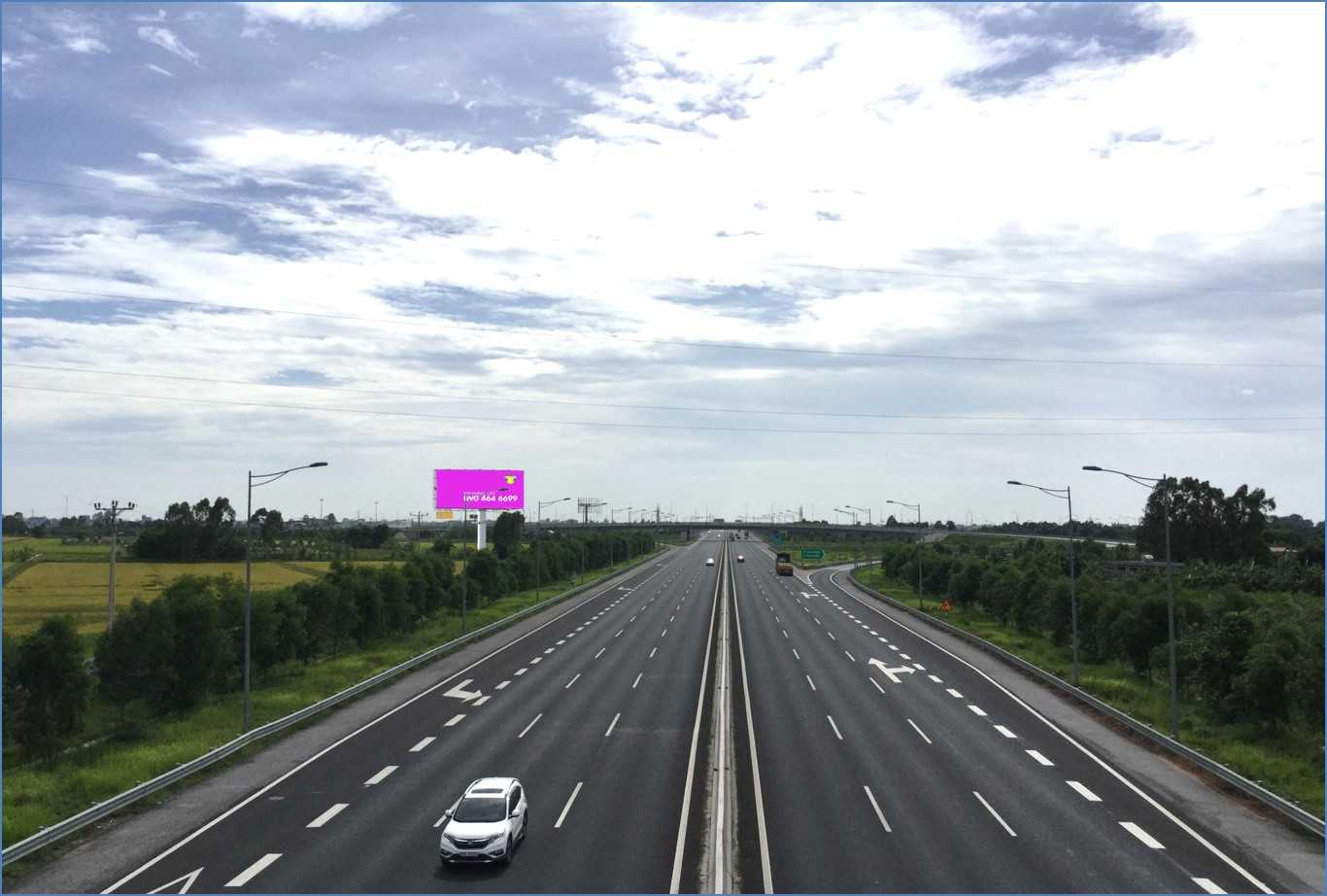Quảng cáo Km50+200 (P) cao tốc Hà Nội – Hải Phòng (CT5B),  H.Gia Lộc, Hải Dương