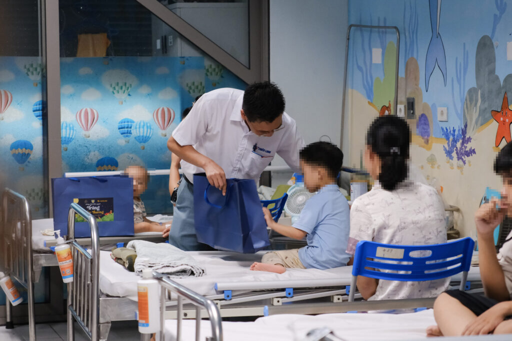 MÙA TRĂNG SẺ CHIA - CÙNG EM ĐÓN TRĂNG YÊU THƯƠNG 2026