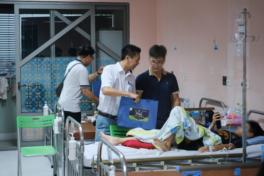 TRĂNG YÊU THƯƠNG 2026 – LAN TỎA YÊU THƯƠNG ĐẾN NHỮNG EM NHỎ TRÊN HÀNH TRÌNH ĐIỀU TRỊ