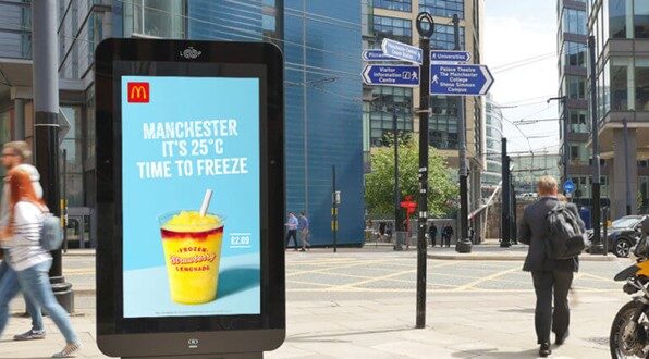 DOOH THEO NGỮ CẢNH: KHI QUẢNG CÁO NGOÀI TRỜI THÍCH ỨNG VỚI THỜI GIAN THỰC